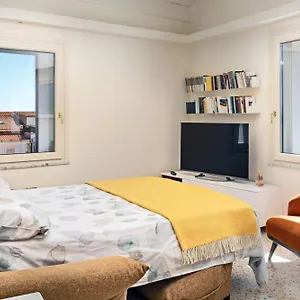Apartment Centro Storico, Esclusivo, 4' Piano Senza Ascensore, Alghero